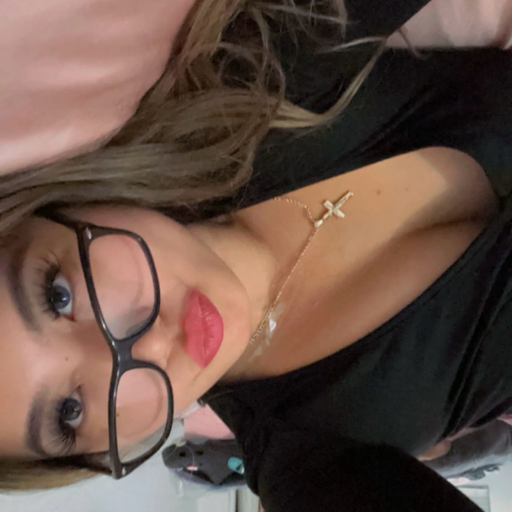 Meet your Posher, Natalie